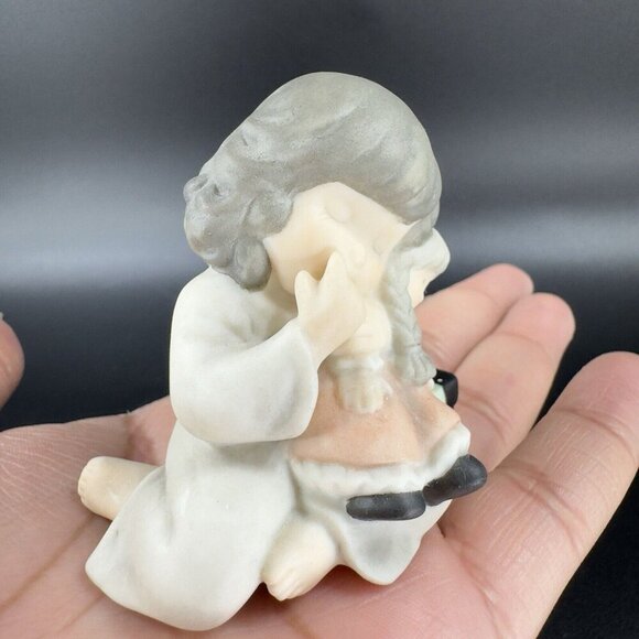 1999 NBM BAHNER Kim Anderson Verkerke Ceramic Figurine Girl Holding A Doll - Picture 5 of 11